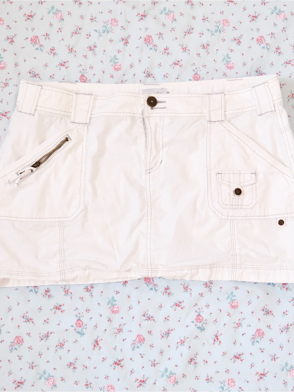 Y2k white cargo mini skirt